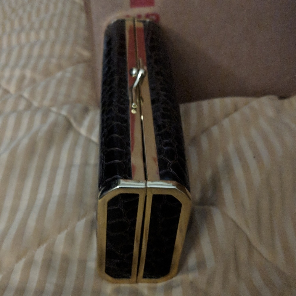 Sasha, Black snake-like skin clutch - Picture 3 of 7